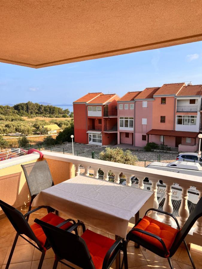 Apartment Plavia Biograd Biograd Na Moru Bagian luar foto