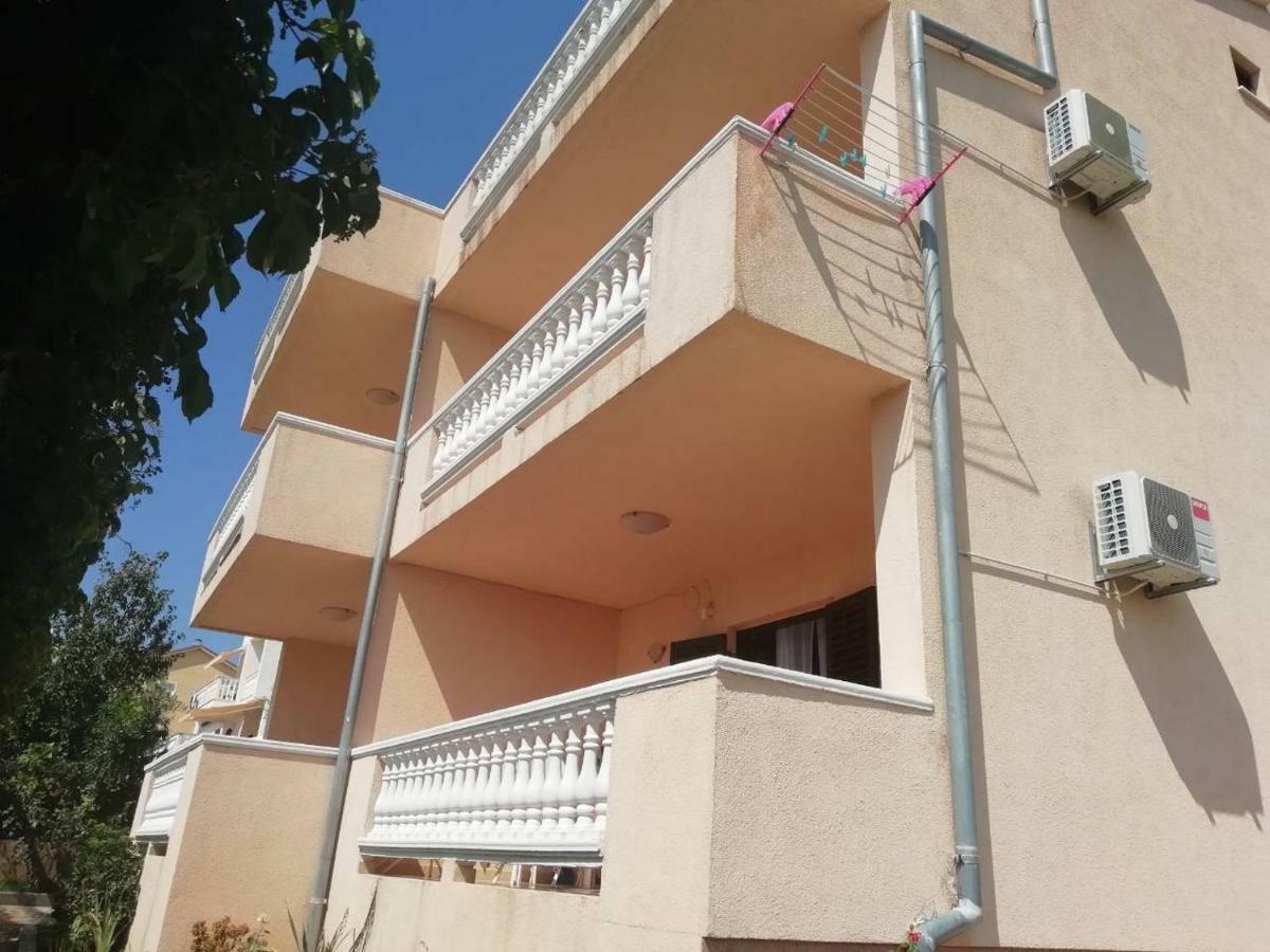 Apartment Plavia Biograd Biograd Na Moru Bagian luar foto
